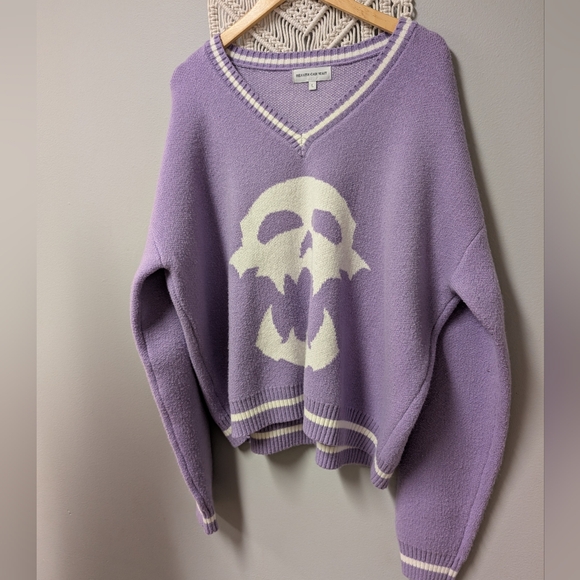 heaven can wait Sweaters - Heaven Can Wait Y2K Streetwear Lavender V Neck Sweater Large